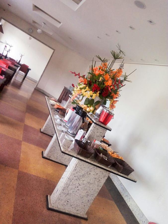 Colatina Plaza Hotel Exterior foto